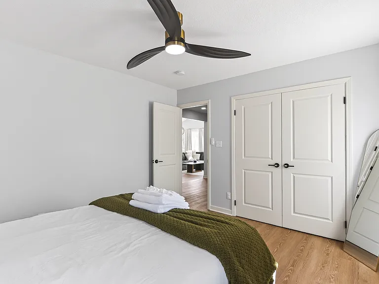 1312 S Emery St — Photo 26