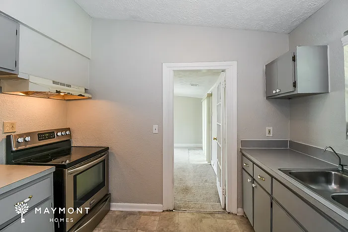 1911 Orlean Dr — Photo 8