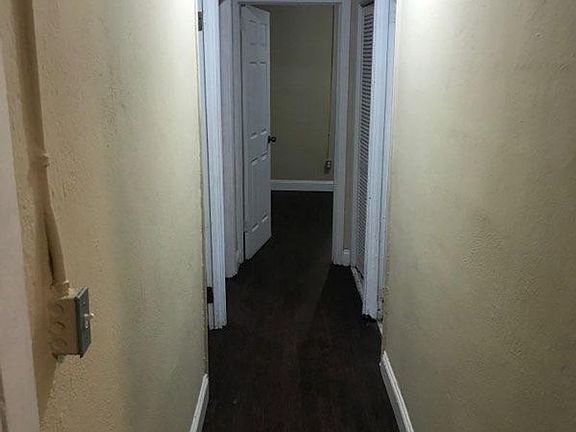 5th image of 2624 Martha St