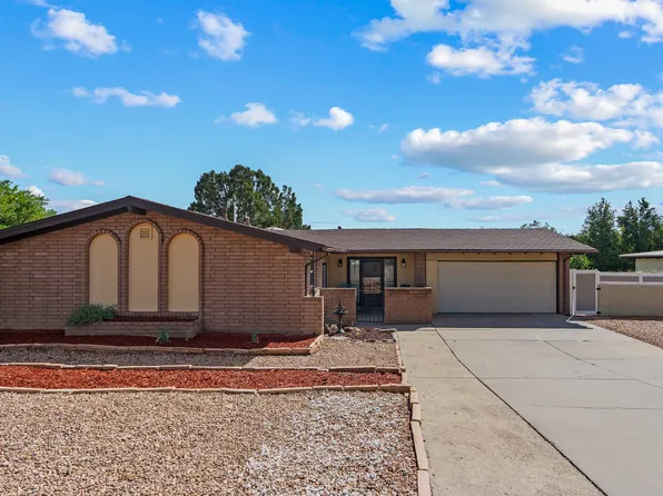 111 Aragon Ave, White Rock, NM 87547