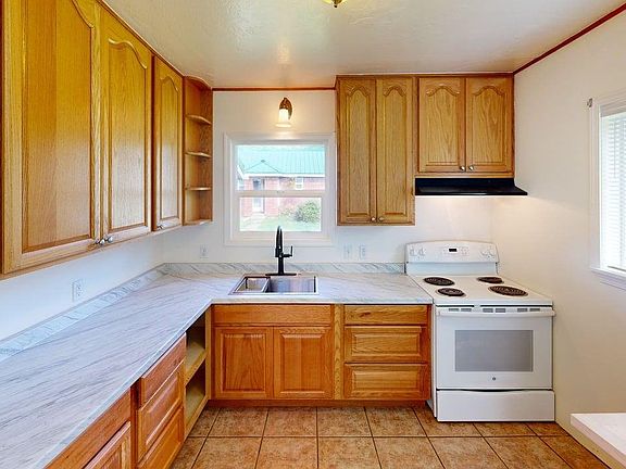 5th image of 33620 Ophir Rd