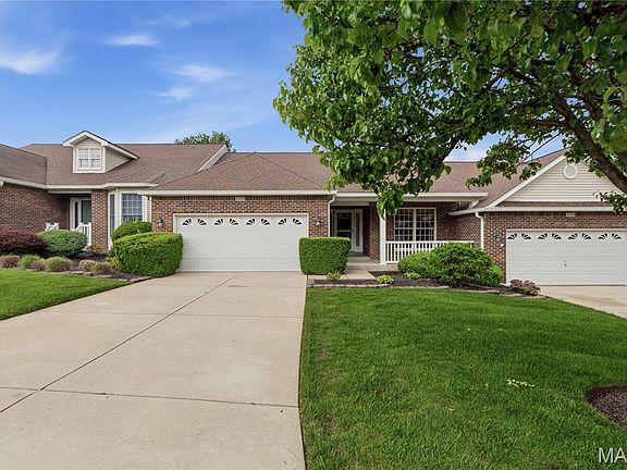 2nd image of 5604 Hillcamp Ct