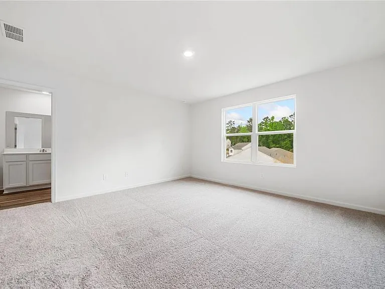 602 Jervis Way — Photo 35