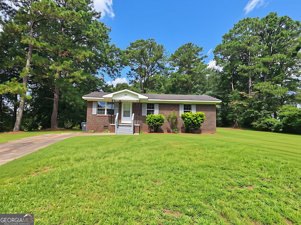 1st image of 401 Fairwoods Dr