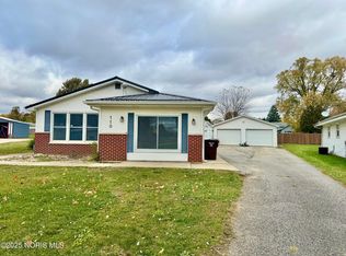 110 Sholl Ter, Hicksville, OH 43526