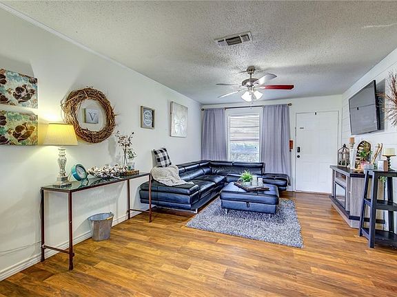 5th image of 3011 Chaparral Dr
