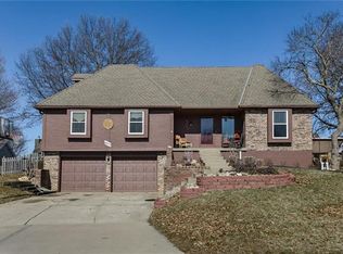 4277 SW Averio Ln, Lees Summit, MO 64082