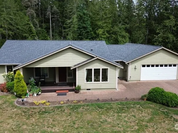 8205 Hide A Way Lane NW, Silverdale, WA 98383