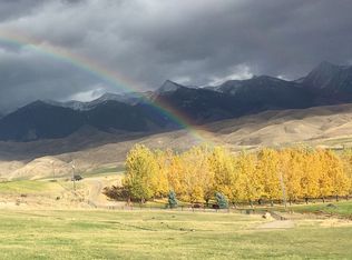 318 Diamond Creek Ln, Salmon, ID 83467