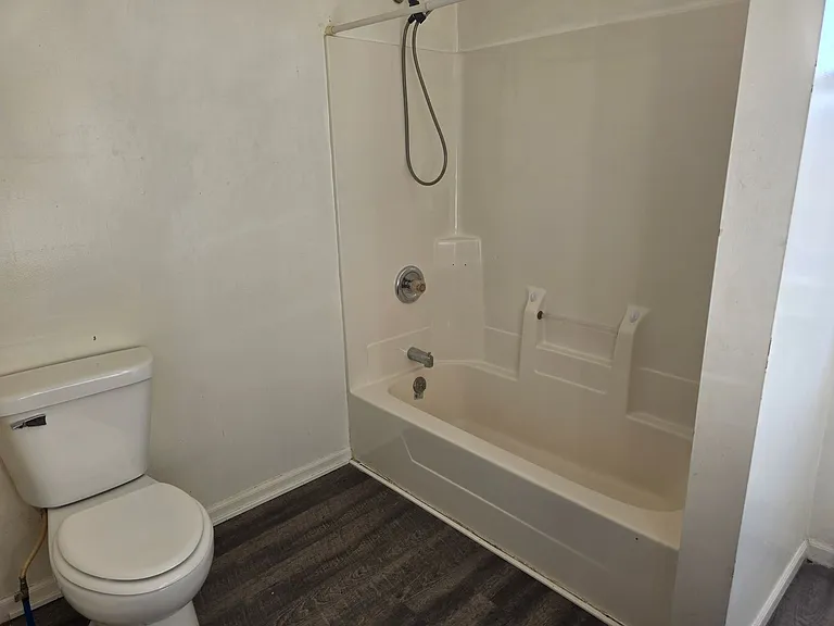 105 W Emeline St — Photo 22