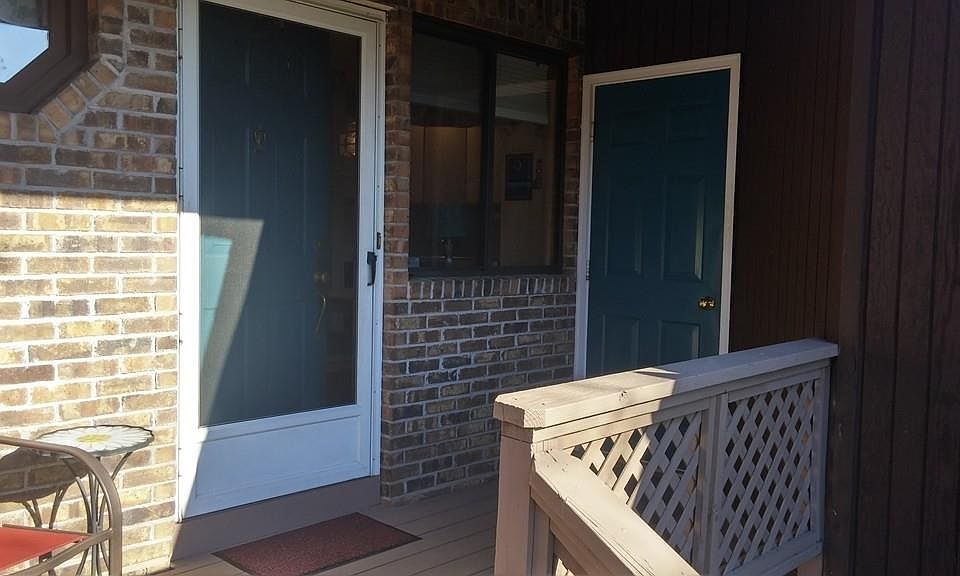 2nd image of 93 Dogwood Ln