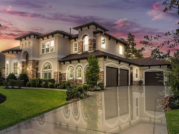 3rd image of 122 Gildwood Pl
