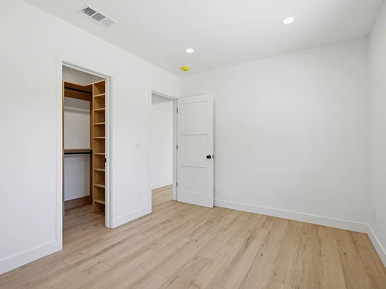 2036 Pomona Ave #A — Photo 15
