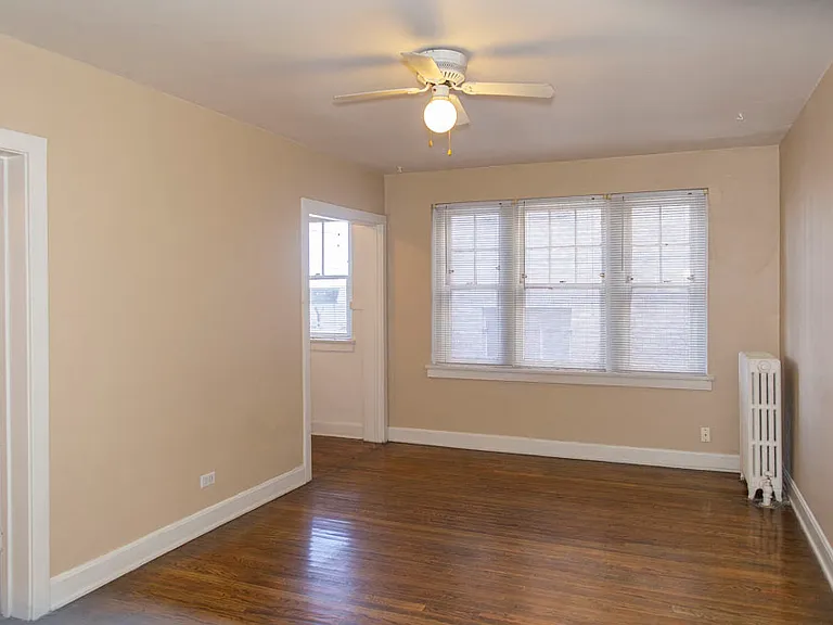 East Evans Apartments — Photo 37