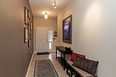 1st image of 922 Eagle Vista Way