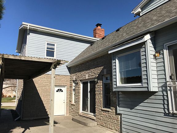 5th image of 19234 Wentworth Ave