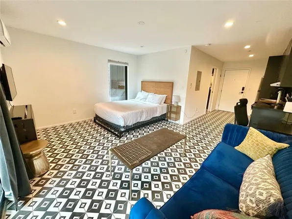 201 Academy Dr, Austin, TX 78704