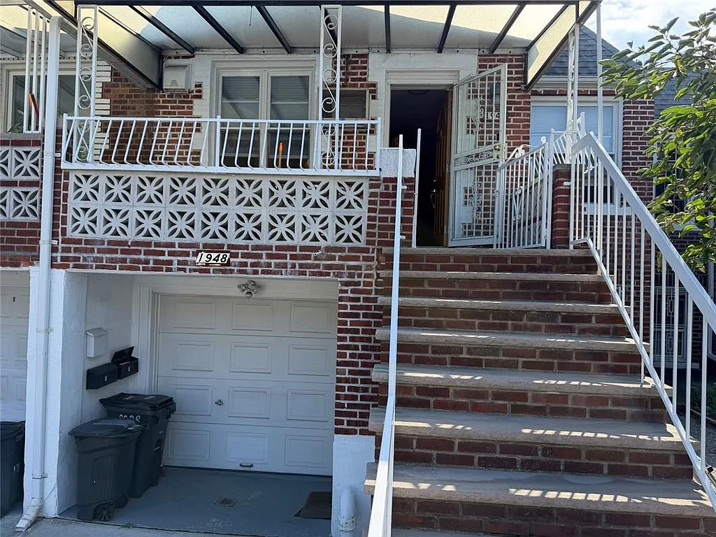 2 bed, 1.0 bath, 980 sqft, $2,950 — Photo 3