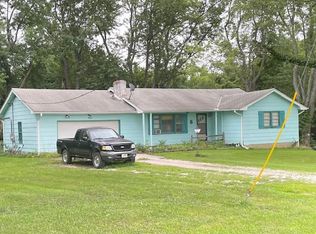 18805 Cedar Niles Rd, Gardner, KS 66030