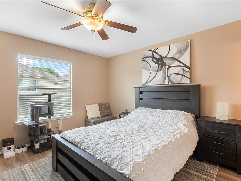 1403 Romo Plz — Photo 21