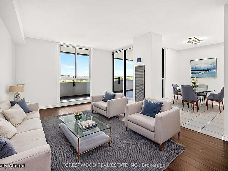 1300 Mississauga Valley Blvd #1108 — Photo 3