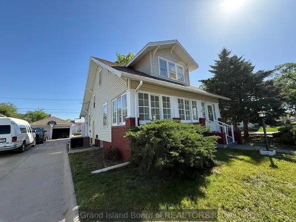 1615 W 7th St, Hastings, NE 68901