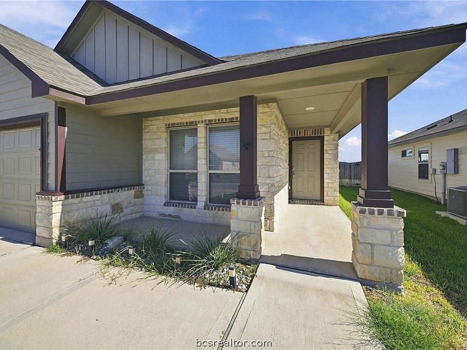 1st image of 5226 Montague Loop