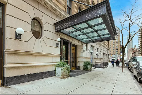 Rented by REAL New York | media 22