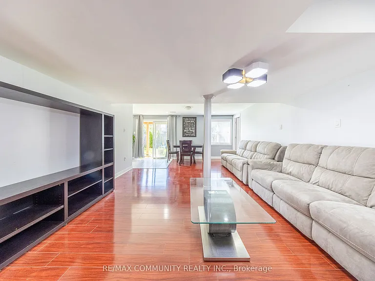 72 Lampman Dr #BASEMENT — Photo 14