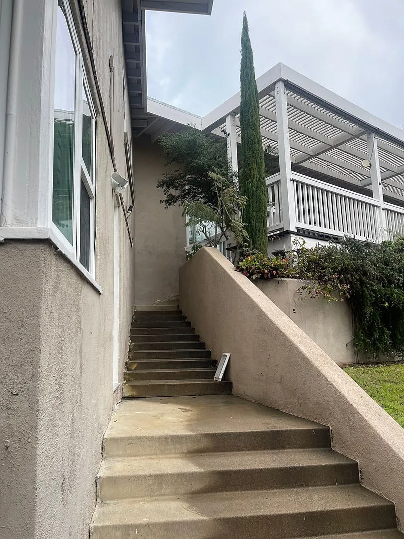 714 Ocean — Photo 3