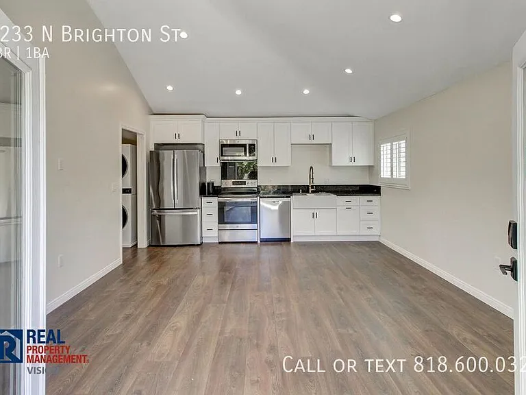 1233 N Brighton St — Photo 5