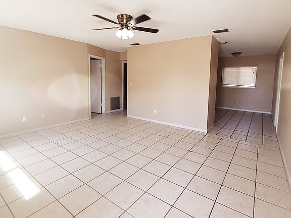 2nd image of 1712 Tuttle St #2