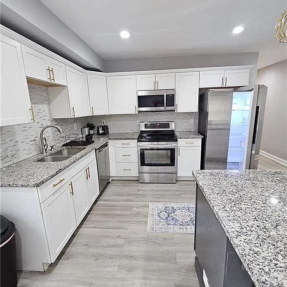 2138 Donald Lee Hollowell Pkwy NW — Photo 16