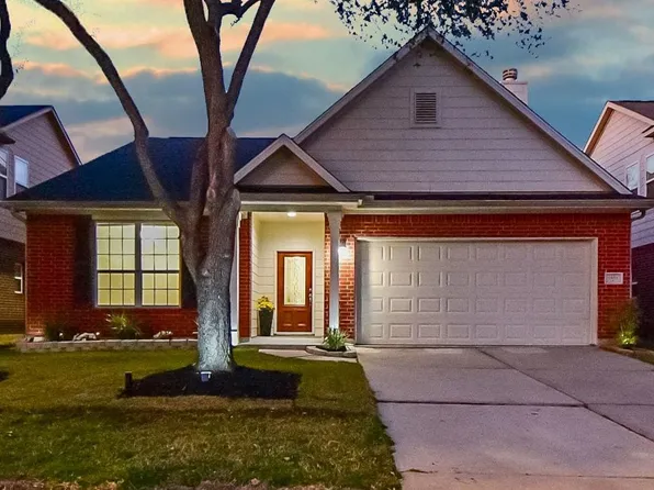 13013 Ferry Cove Ln, Pearland, TX 77584