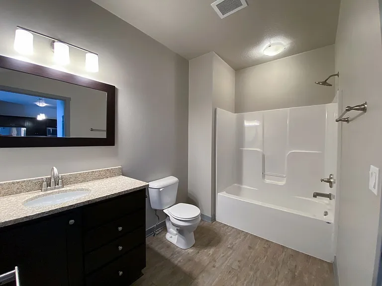 5418 Mortensen Rd — Photo 7