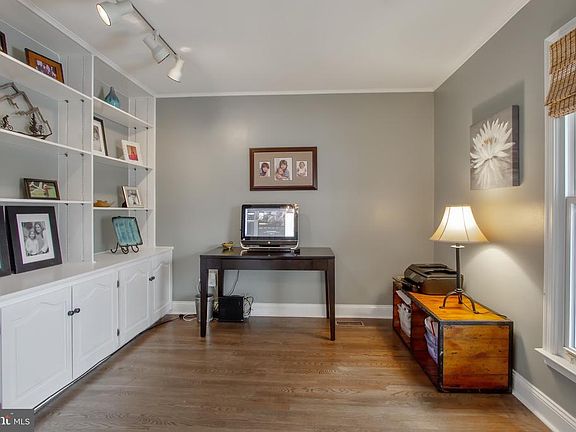 4th image of 16013 Daven Pine Ct