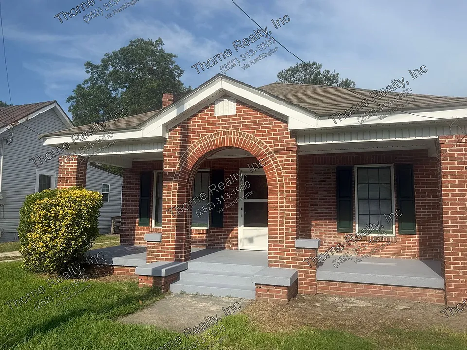 1104 Branch St