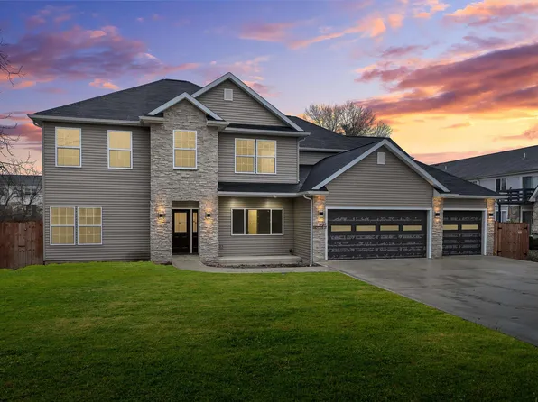 5911 Radcliffe Dr, Fort Wayne, IN 46816