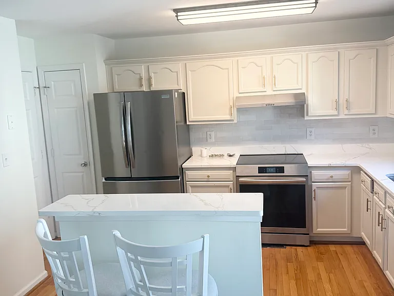 1522 Parks Ave — Photo 9