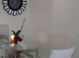 10 NW 87th Ave APT B202, Miami, FL 33172