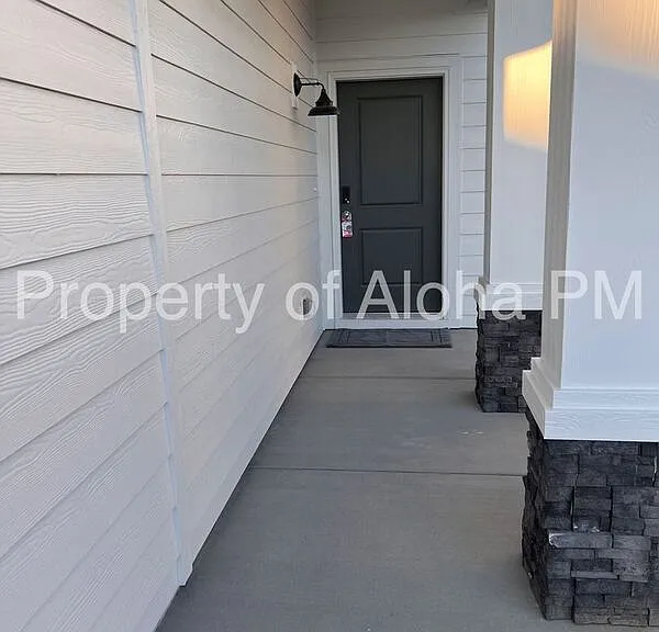 1797 S Grayling Ave — Photo 3