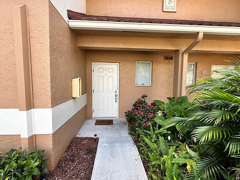 824 NW 91st Ter — Photo 31