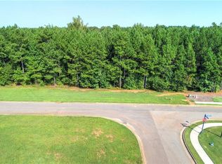 1744 Edge Water Dr, Bogart, GA 30622