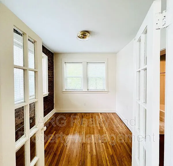 373 Moreland Ave NE #307 — Photo 1
