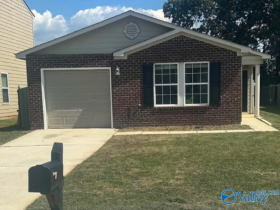 283 Bermuda Lakes Dr