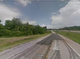 41 Wolfrum Rd, Saint Charles, MO 63304