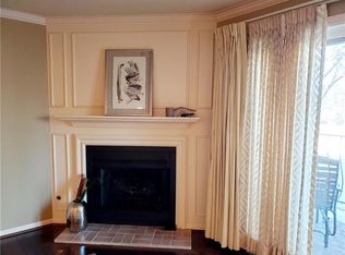 7223 Mission Rd APT 106, Prairie Village, KS 66208