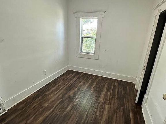 2nd image of 2109 20th Street