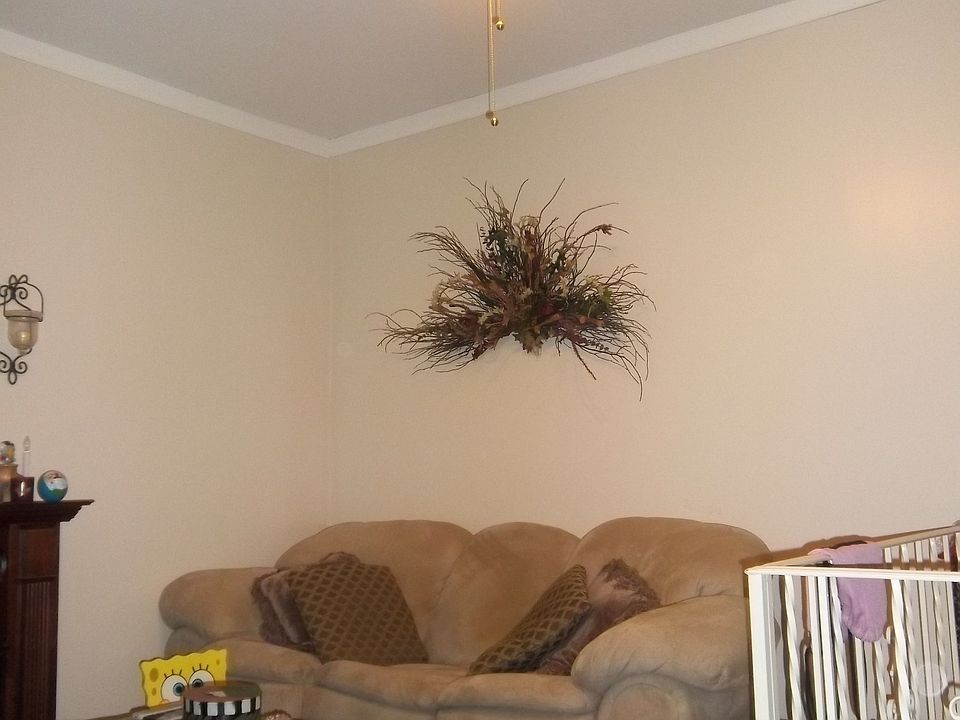 2nd image of 57 Bay 38 St