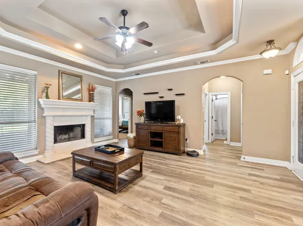809 Andi Way, Weatherford, TX 76086
